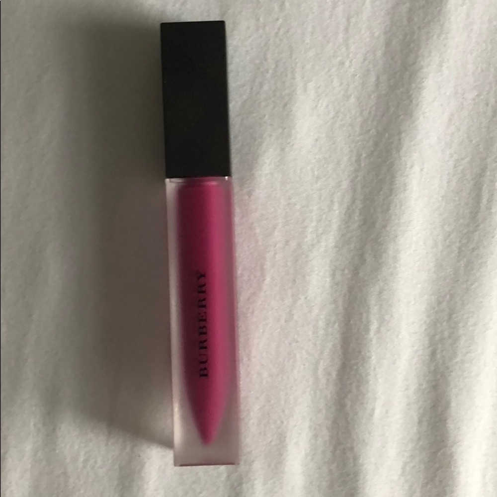 Burberry matte lipstick no 45